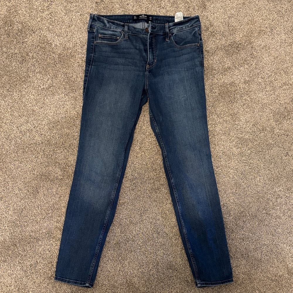 Hollister Women's Dark Wash Skinny Jeans